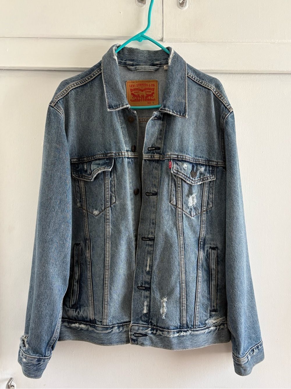 Levi's Classic Blue Light Wash Distressed Denim Jacket Size L - Men’s